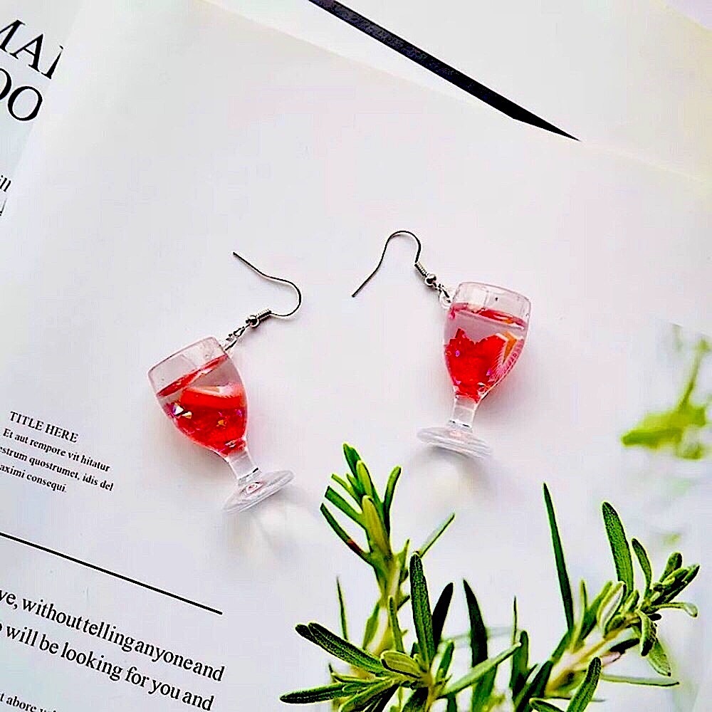 Strawberry champagne🍓🥂 glass earrings